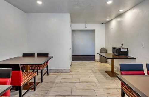 Ogden Hotel | Motel 6 Ogden, UT- Downtown