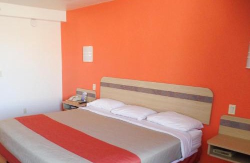 Central Oklahoma City Hotel | Motel 6-Oklahoma City, OK - South