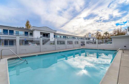 St. Leo's Hotel | Motel 6-San Jose, CA - Convention Center