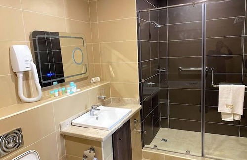 Benin City Hotel | Motel Bellisima