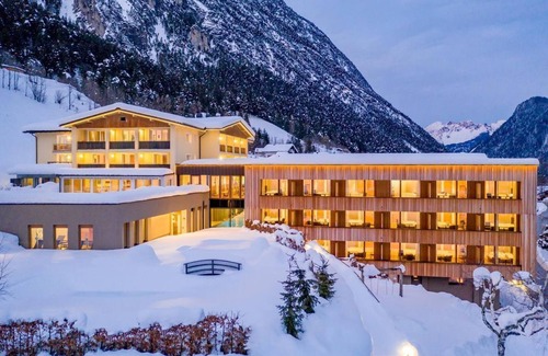 Brand House | Mottakopf 3-6 days - Alpenhotel Zimba