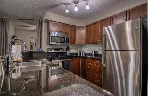 East Kootenay Apartment | Mountain getaway condo - 5 min walk to the beach!