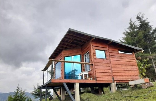 Montebello Cabin | Mountain horse cabin surrounded by nature