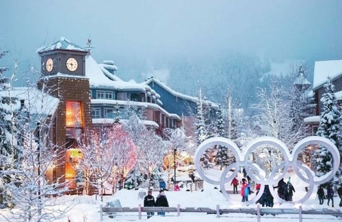 Village North Apartment | Mountain View Studio in Whistler Village - Unit 430