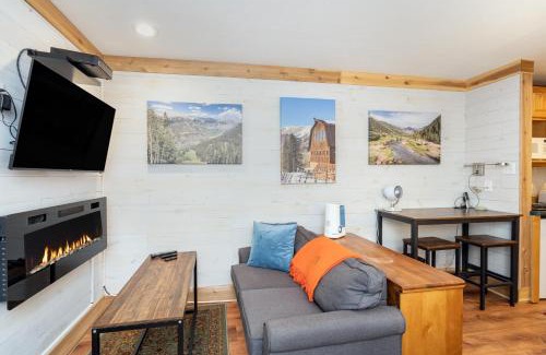 Telluride Hotel | Mountainside Inn 310 by Alpine Lodging Telluride