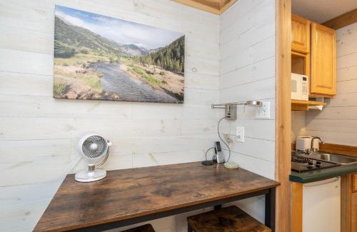 Telluride Hotel | Mountainside Inn 310 by Alpine Lodging Telluride