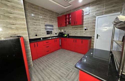 Ojodu Apartment | mountaintop suite and apartment