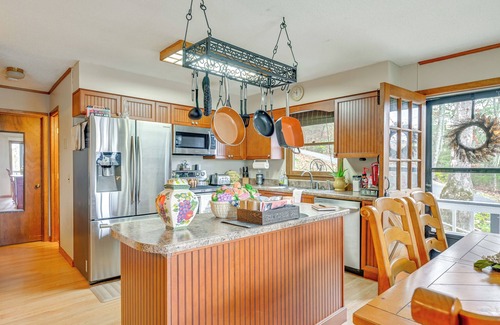Franklin House | Mtn-View Home w/Game Room in Franklin!