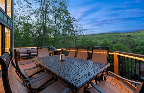 Massanutten House | Mtn Views - Hot Tub - Nature - Escape - Serenity