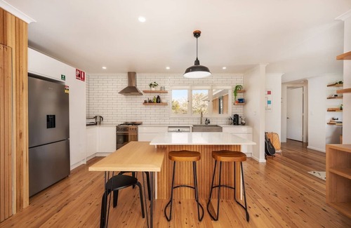 Central Mudgee Cottage | Mudgee Burrow Nordic Cottage Chic in Town