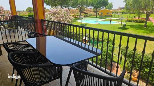 Ayamonte Apartment | MUL001 Bright 2 bedroom Apartment with Pool View
