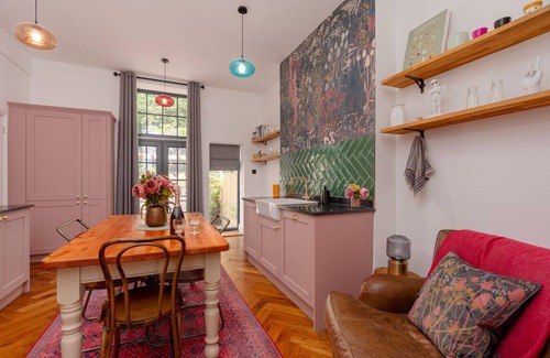 Todmorden Apartment | Mulberry Boutique Stay – Ground Floor - Tod - Near Hebden Bridge