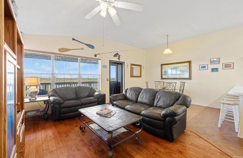 Cedar Key House | Mullet Manor Old Fenimore Condo