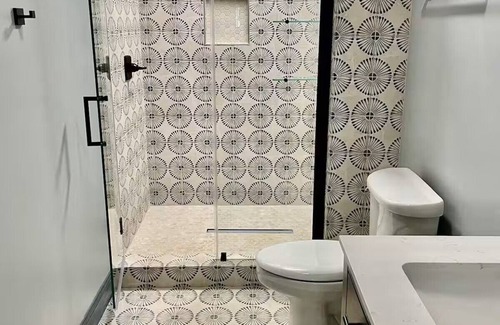 Athens House | Multi bedroom house in Athens on Milledge Avenue