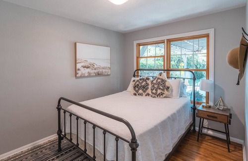 South Oceanside House | Multi Family Resort -PRIVATE POOL, close to beach, Carlsbad- KIDS WILL LOVE