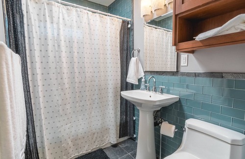 South Oceanside House | Multi Family Resort -PRIVATE POOL, close to beach, Carlsbad- KIDS WILL LOVE