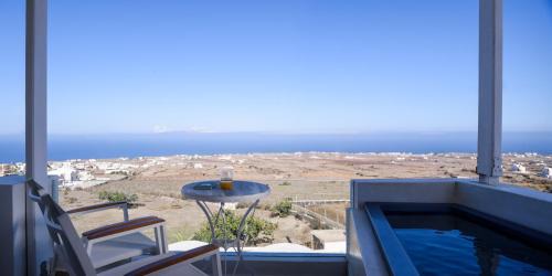 Oia Apartment | Muses Cycladic Suites