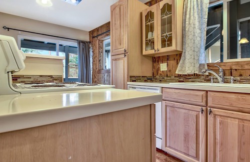 Tahoe Village House | Mv3: Lake View Ski Bear Lodge