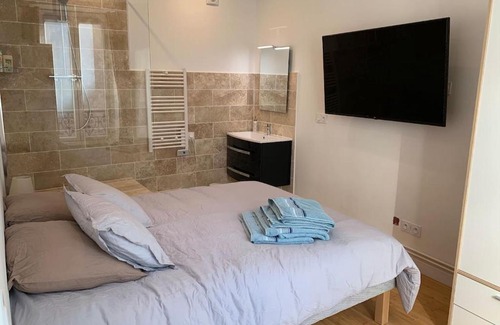 3rd Arrondissement Apartment | My Trip in Paris - Temple