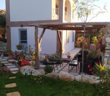 Faistos House | MyParadise-Farm Villa in the centre of South Crete