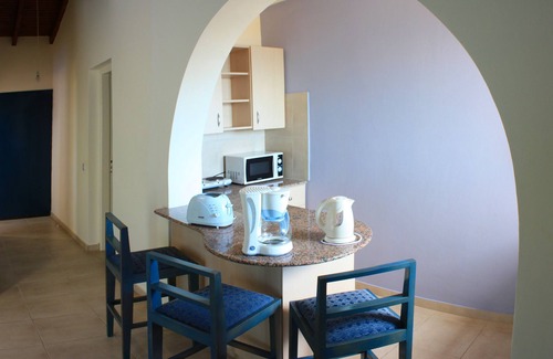 Pernera Apartment | Myroandrou Beach Apartments