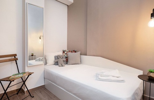 Vouliagmeni Apartment | Mystique 2 BD Aparment by BluPine