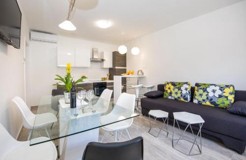 Montovjerna Apartment | Nada 3