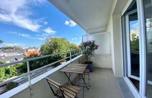Jules Verne Apartment | Nantes 30m2 studio au calme avec balcon sur cour