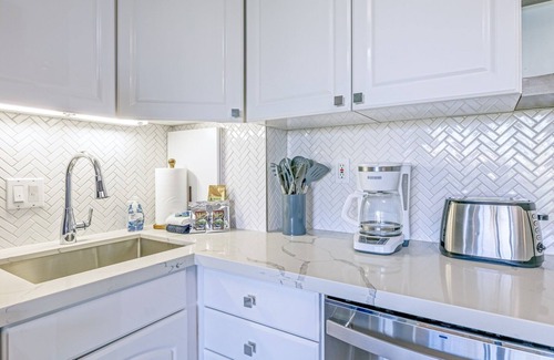 Napili Condo | Napili Shores G154 Ocean View Studio Condo by RedAwning