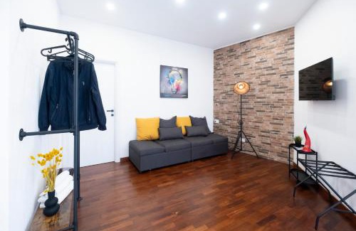 Naples City Centre Bed & Breakfast | Napoli Factory Guest House