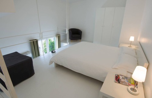 Quartieri Spagnoli Apartment | Nardones Apartment with balcony by Wonderful Italy