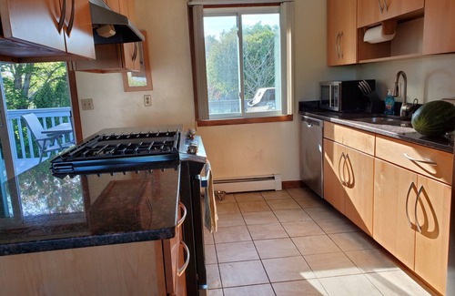 Eastward Look House | Narragansett Beach House Walking Distance to Beach!