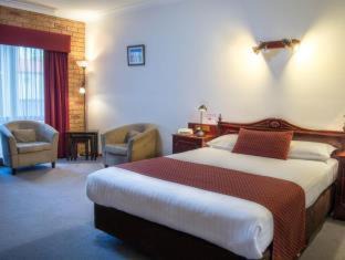 Narrandera Hotel | Narrandera Club Motor Inn