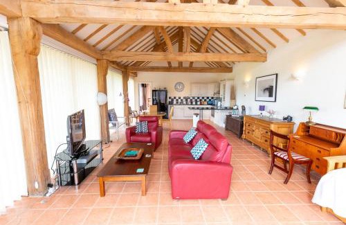 Iverley House | Nature's Lodge