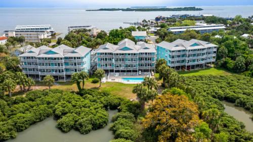 Cedar Key House | Natures Landing C101