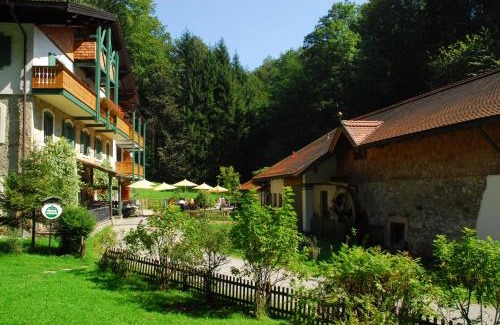 Anthering Hotel | Naturidyll Hotel Hammerschmiede