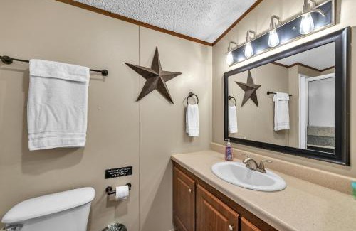 Kingston Hotel | Nautical Nest Suite 2 by The Lodges at Fossil Creek