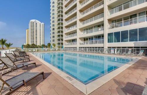 Navarre Beach Apartment | Navarre Condo with Beach Access and Ocean Views!