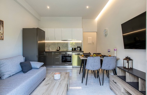 Nea Chora Apartment | Neaira city apartment near the beach