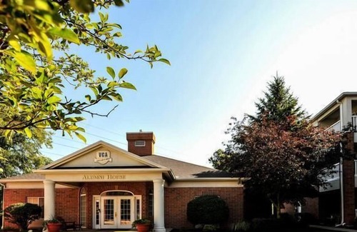 Mishawaka Hotel | Near Notre Dame, 3 Spacious Studios, Golf, Kitchenette, Pool