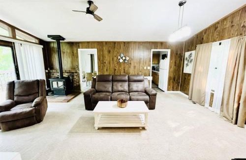 Ocean Pines House | Nest in the Pines - Private Home
