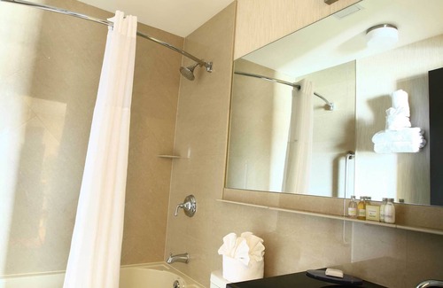 Queens Hotel | Nesva Hotel