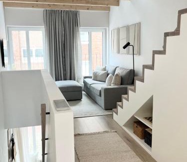 Emden Apartment | NEU! Gallery - Sonnenterrasse im Zentrum Emdens