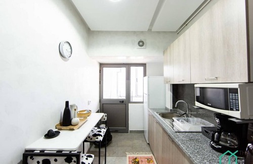 Ain Zaghouan Apartment | New 1bd with swimming pool 5mn to Lac & Carthage
