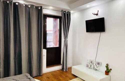 Voluntari Apartment | NEW 1BR Apartment w Parking and Fast Wi-fi