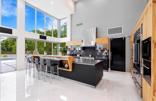 Southwest Ranches Apartment | *NEW* 2 Acre Modern Compound - Modani Estates