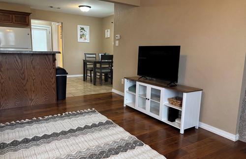 West Plains House | New 2 bedroom home near Downtown