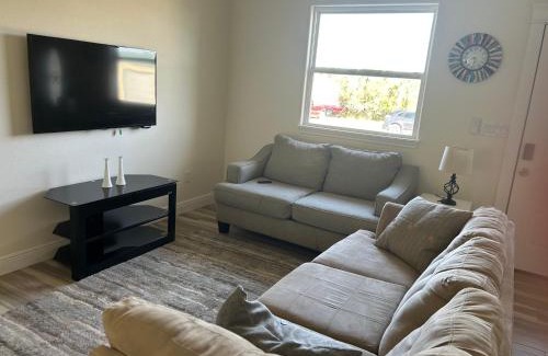 Canyon Lake House | New 2025 Modern 3BR Retreat
