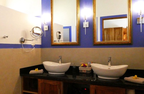 Belen de Nosarita House | NEW! #3 Ocean Beaches Mountains - Adventure in the Jungle of Finca Cotinga