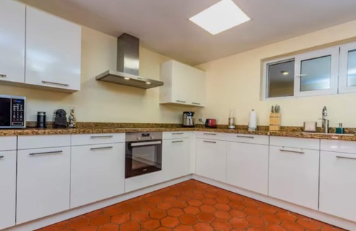 Oranjestad Villa | NEW 6br6 5BA Villa 200m to Beach w Privatepool